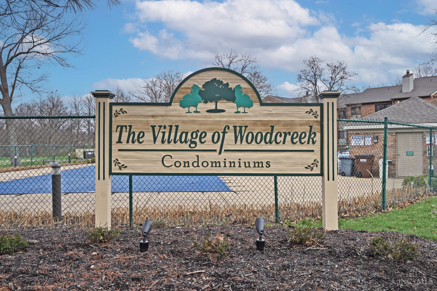 5985 Meadow Creek Drive 9