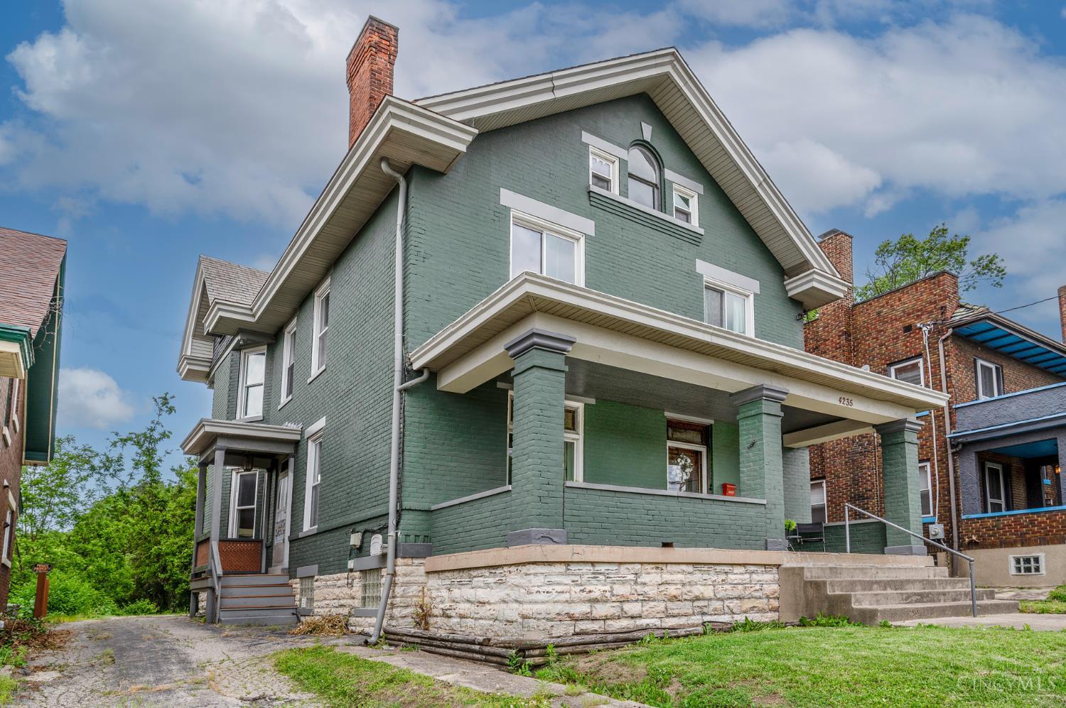 4235 Vine Street