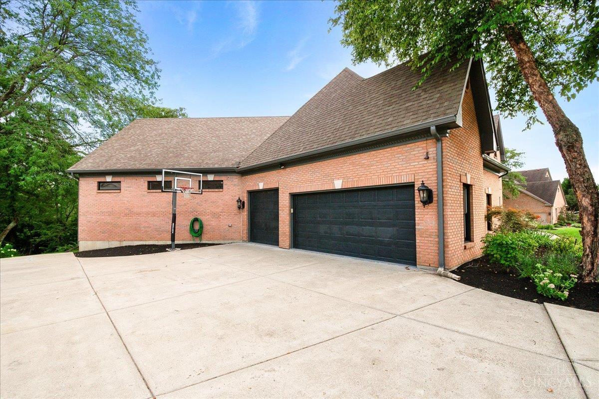 6530 Bridgeton Manor Court