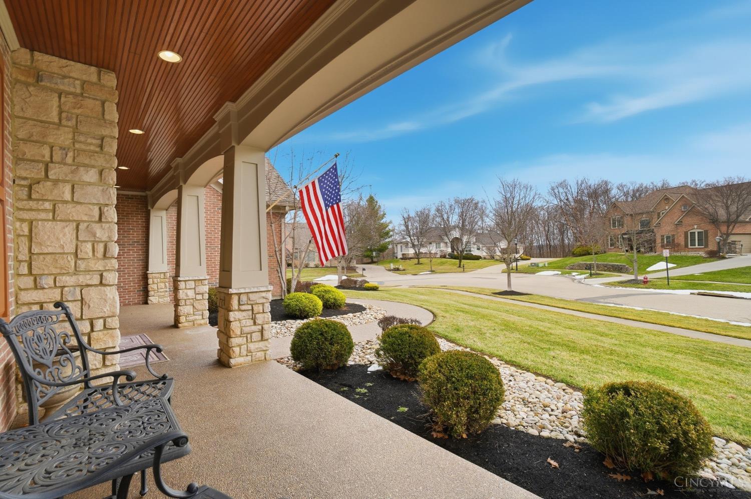 961 River Forest Drive