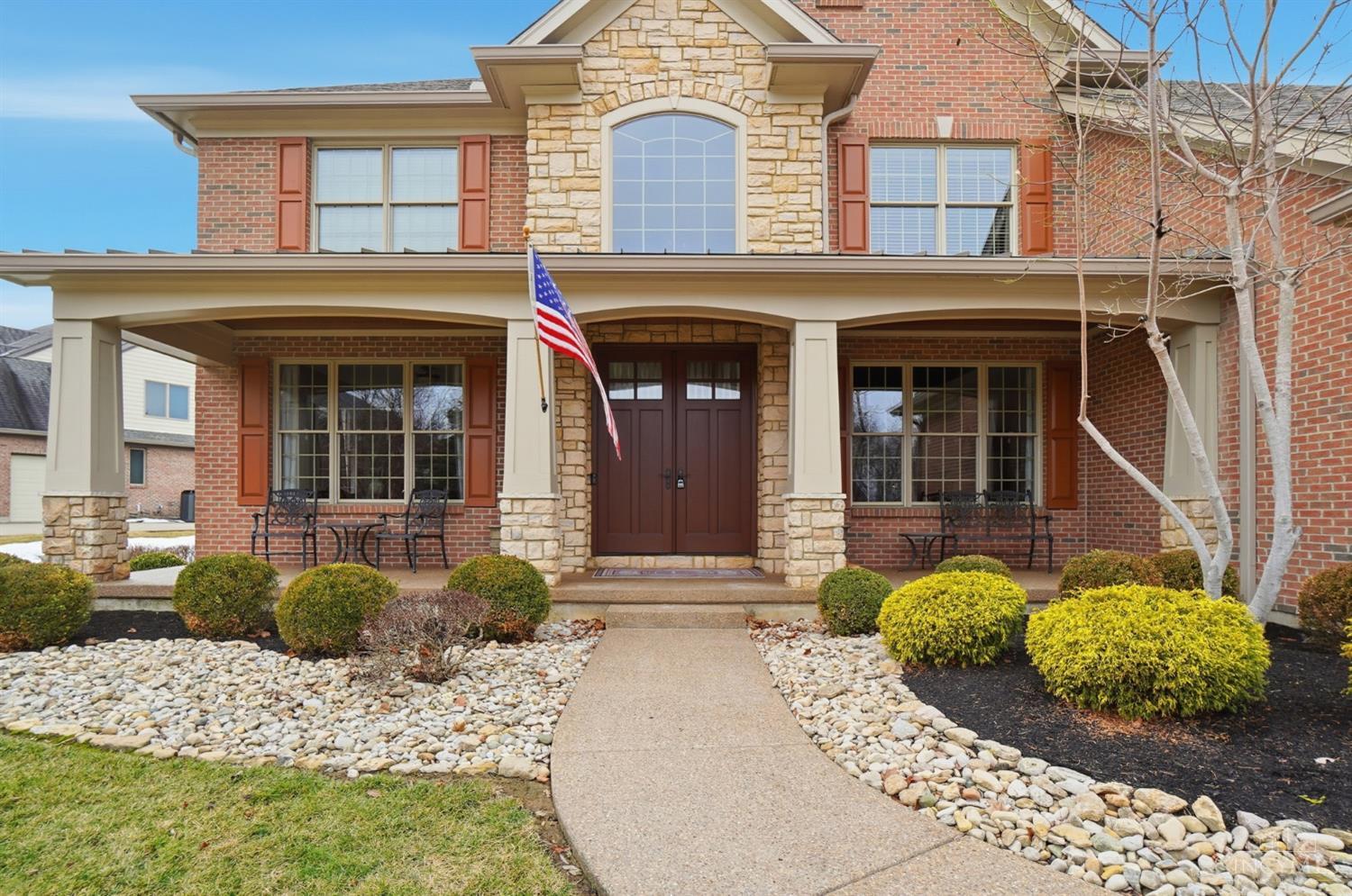 961 River Forest Drive