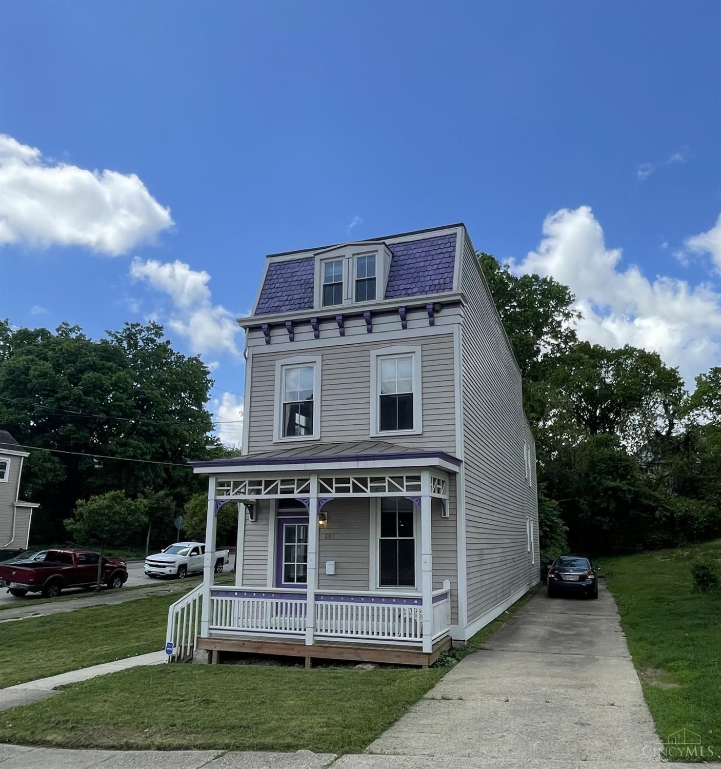 603 Hawthorne Avenue