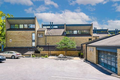 Photo of 2019 Calvin Cliff Street #10, Cincinnati, OH 45206 (MLS # 1862071)