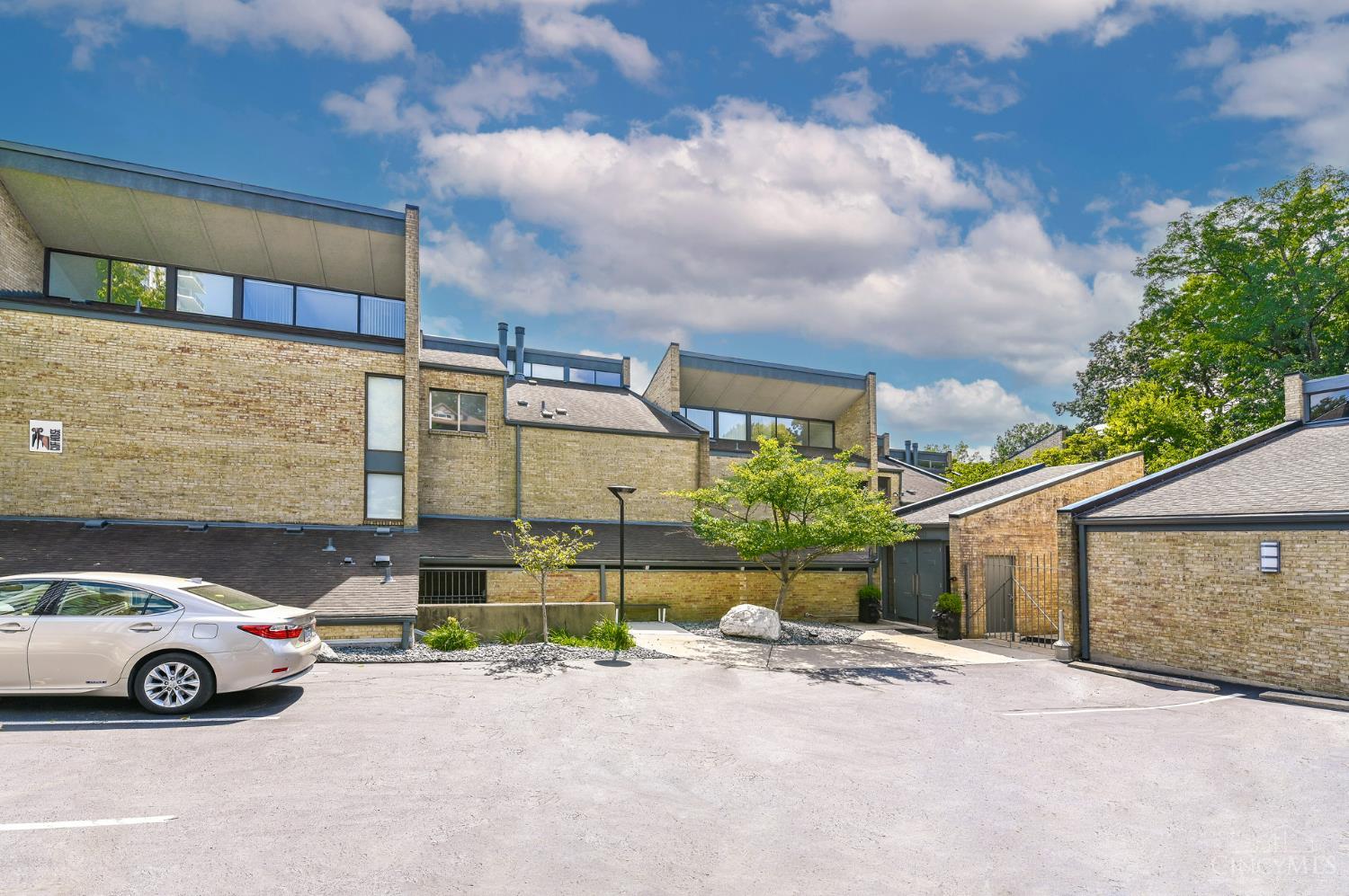 2019 Calvin Cliff Street 10