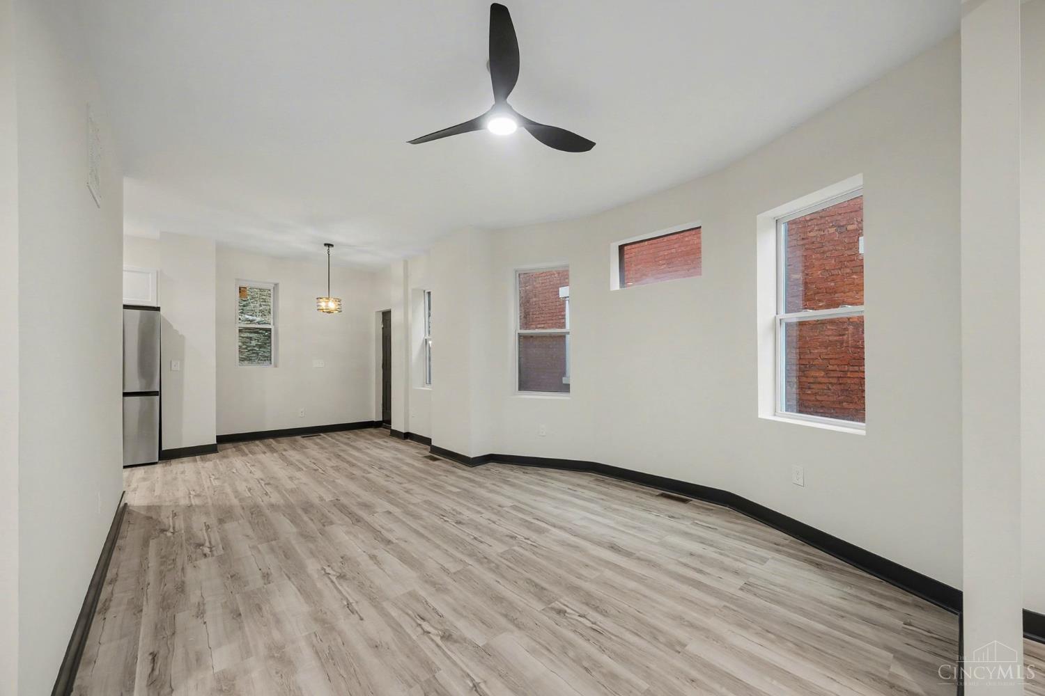 112 Valencia