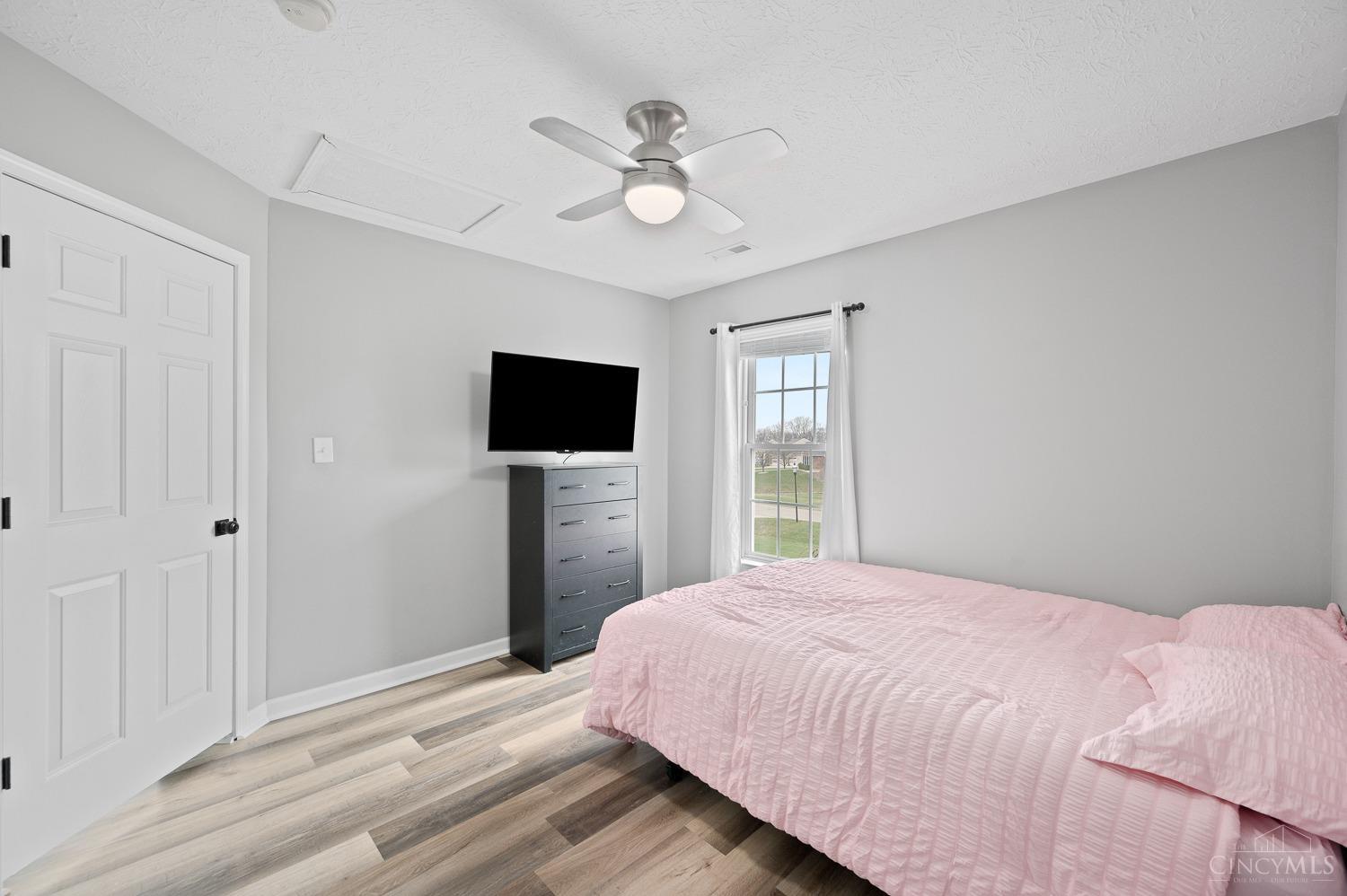 7476 Waterway Drive, Clearcreek Twp., Ohio image 35