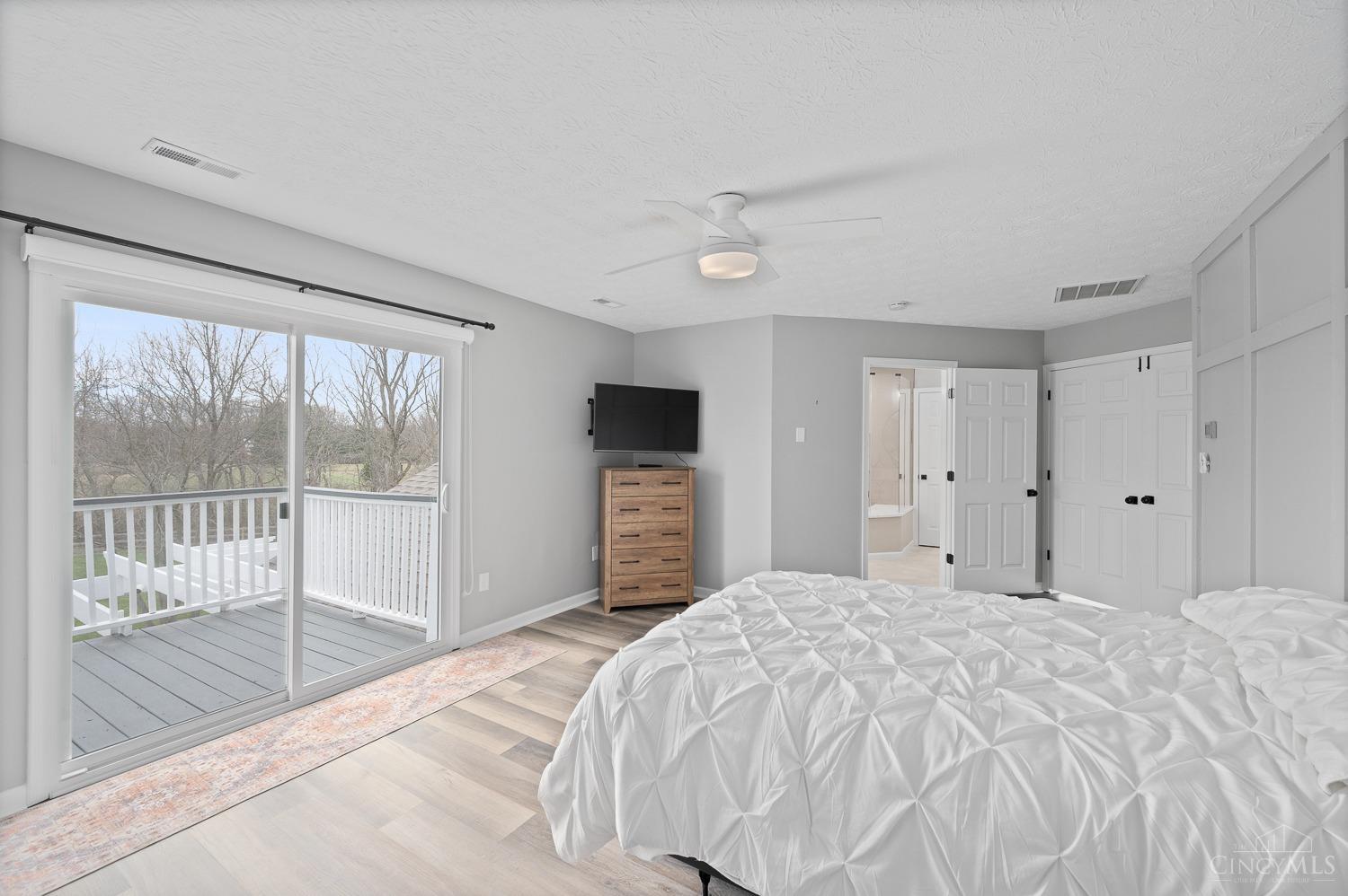 7476 Waterway Drive, Clearcreek Twp., Ohio image 25