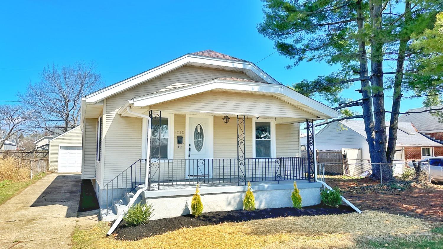 1718 Greenwood Avenue, Hamilton, Ohio image 2
