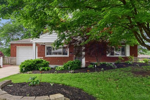 Photo of 5692 Lauderdale Drive, Cincinnati, OH 45239 (MLS # 1880129)
