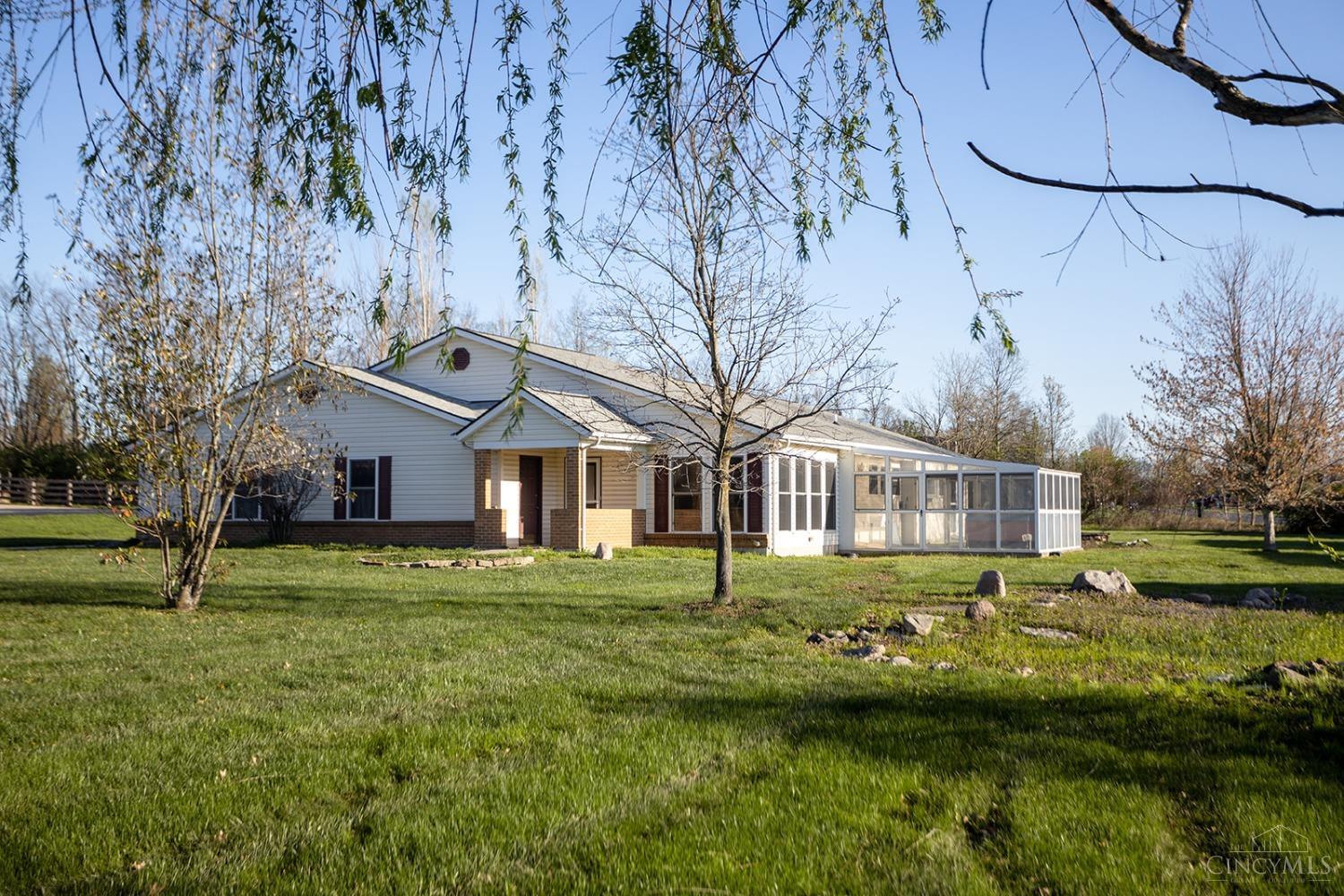 5624 Mt Zion Road, Miami Twp, Ohio image 2