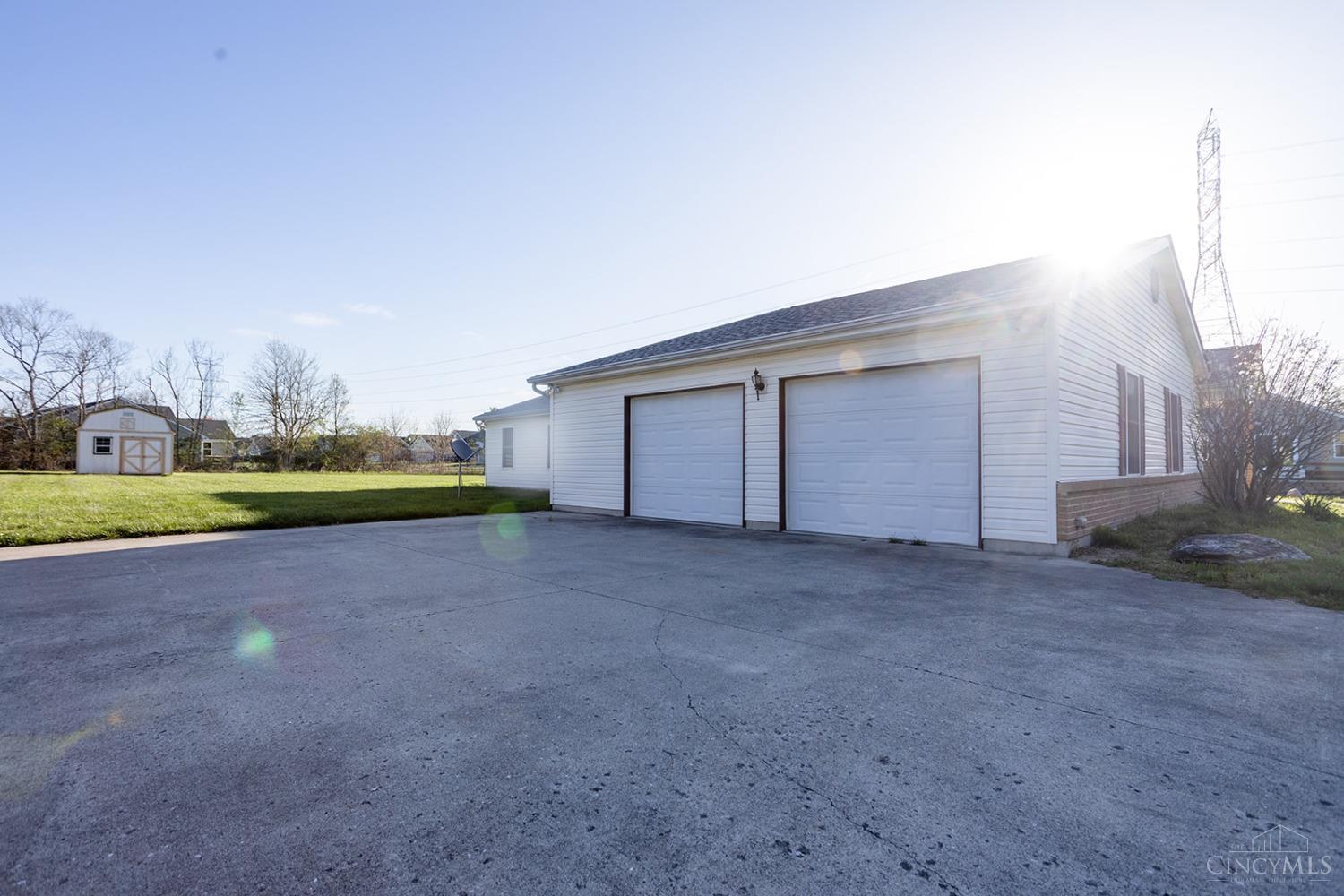 5624 Mt Zion Road, Miami Twp, Ohio image 39