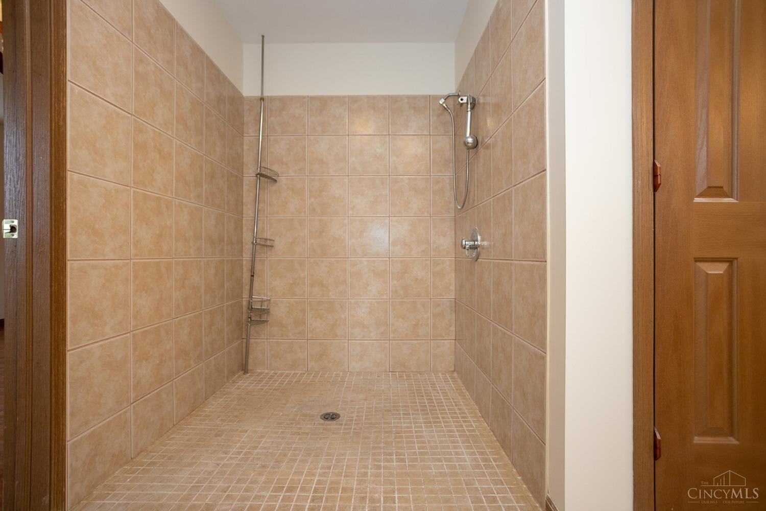 5624 Mt Zion Road, Miami Twp, Ohio image 33