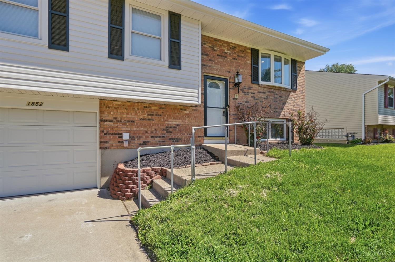 1852 Lewiston Court