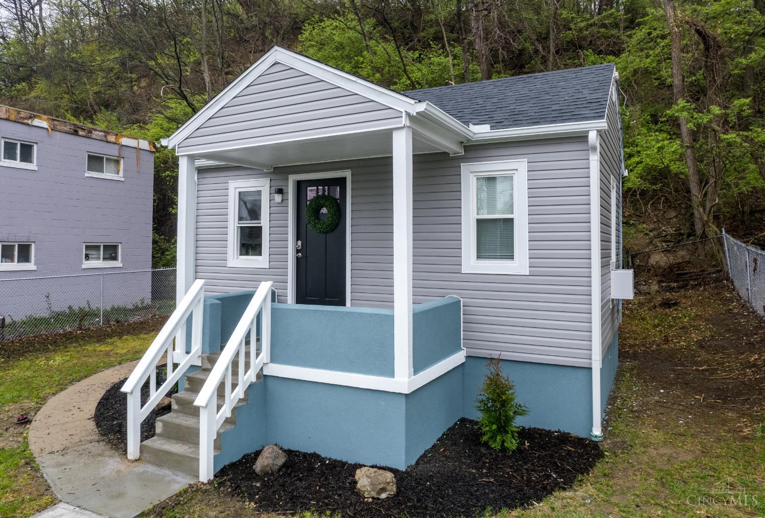 2117 Highland Avenue