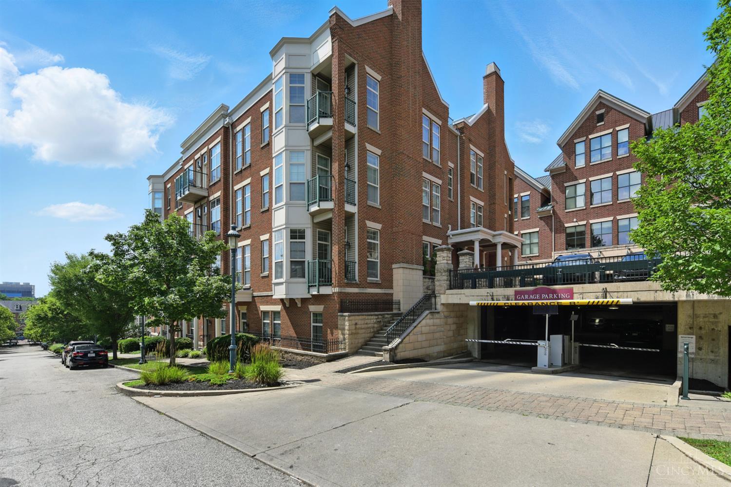 252 Stetson Street 403
