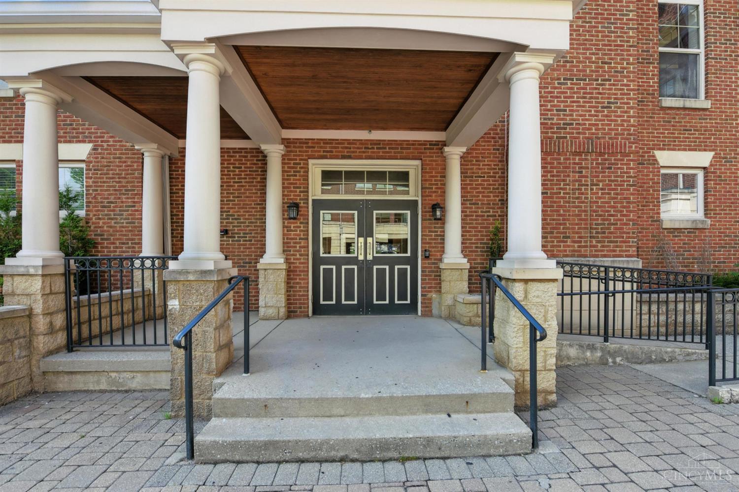 252 Stetson Street 403