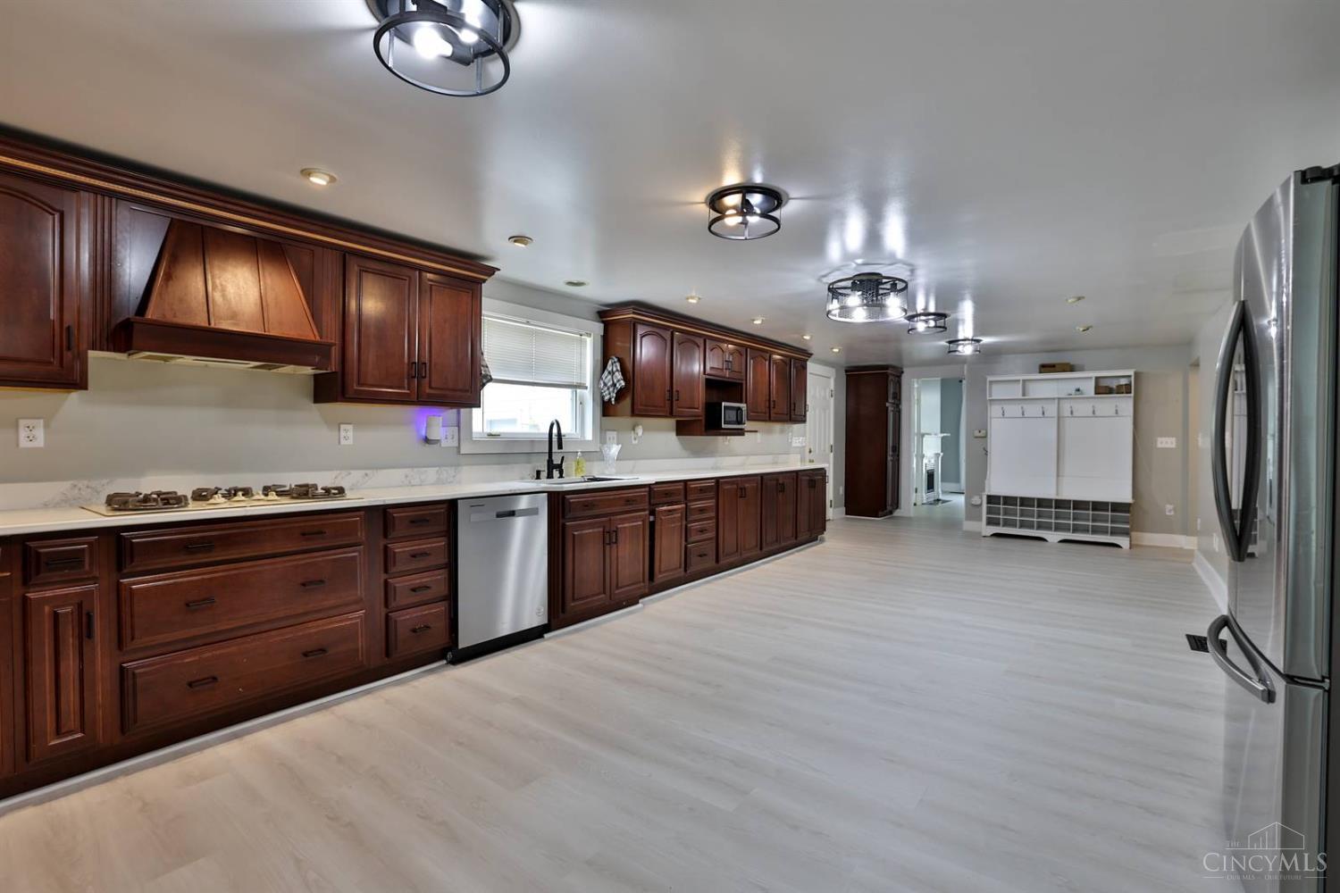 227 N Broadway Street, Lebanon, Utah image 21