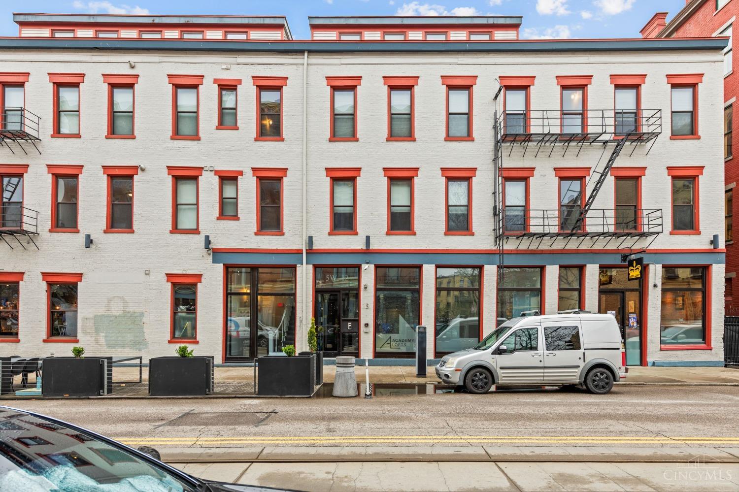 5 W Twelfth Street #3, Cincinnati, Ohio image 2
