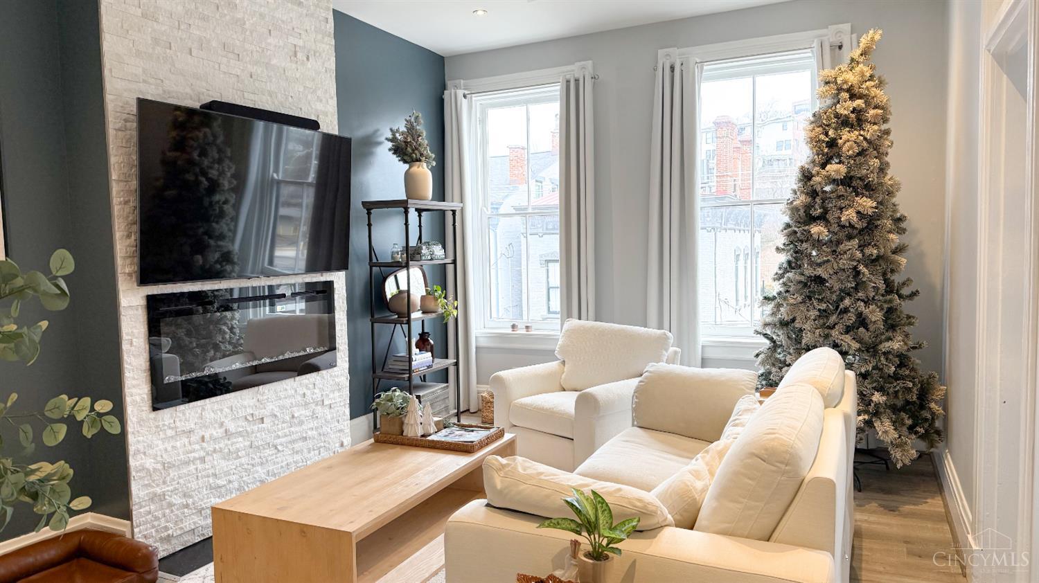 551 E Thirteenth Street 3