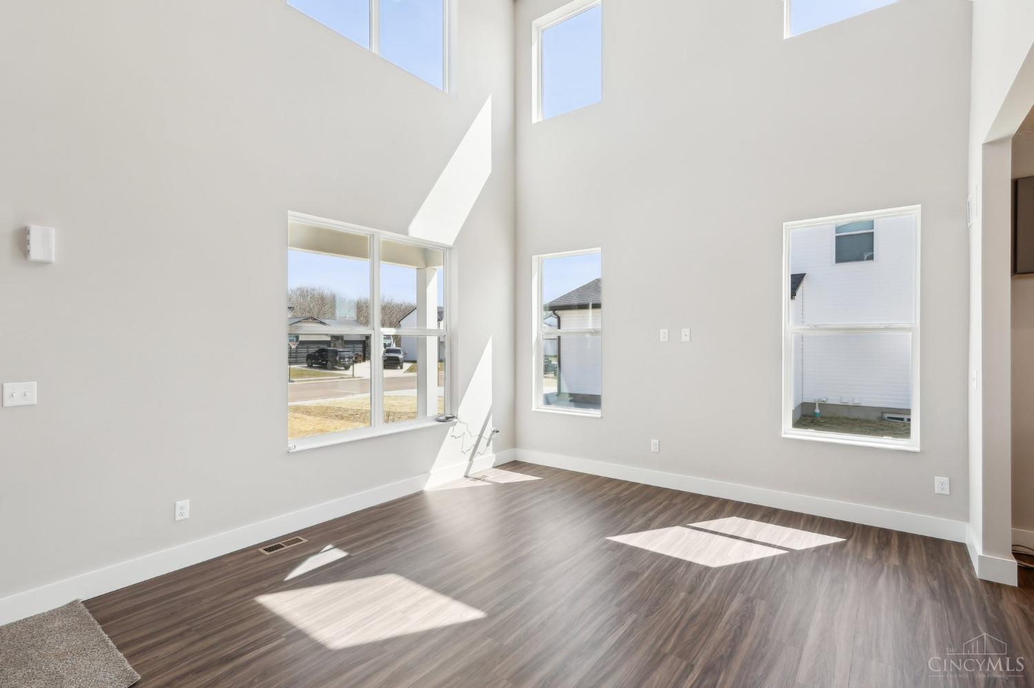 543 Holland Drive, Trenton, Ohio image 19