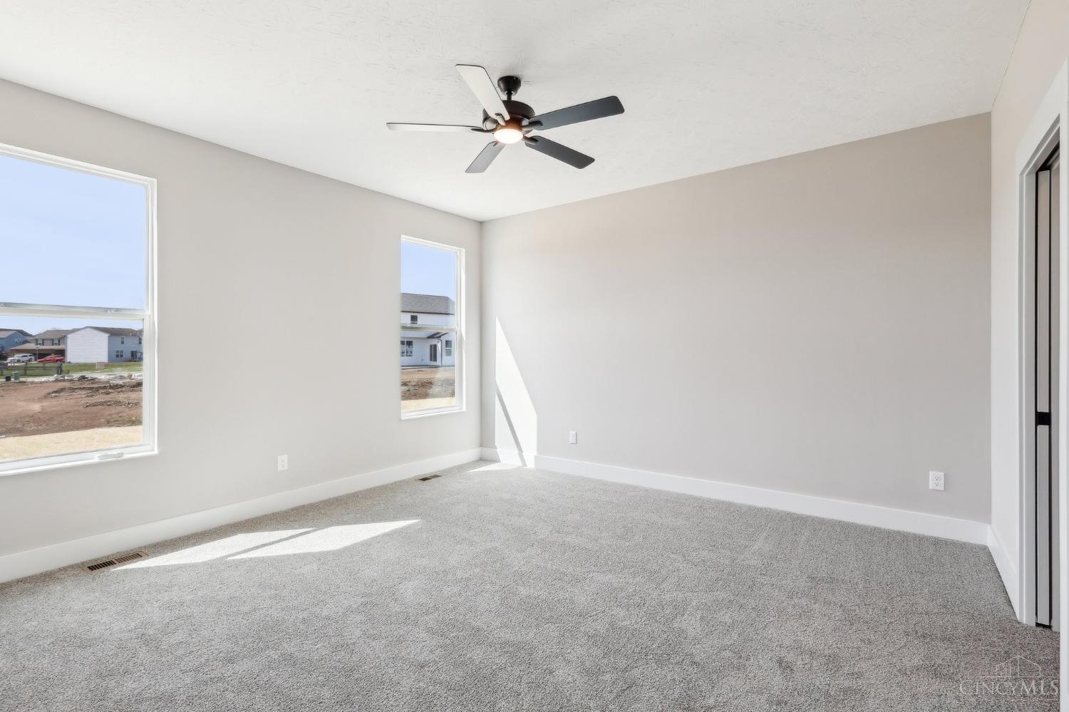 543 Holland Drive, Trenton, Ohio image 32