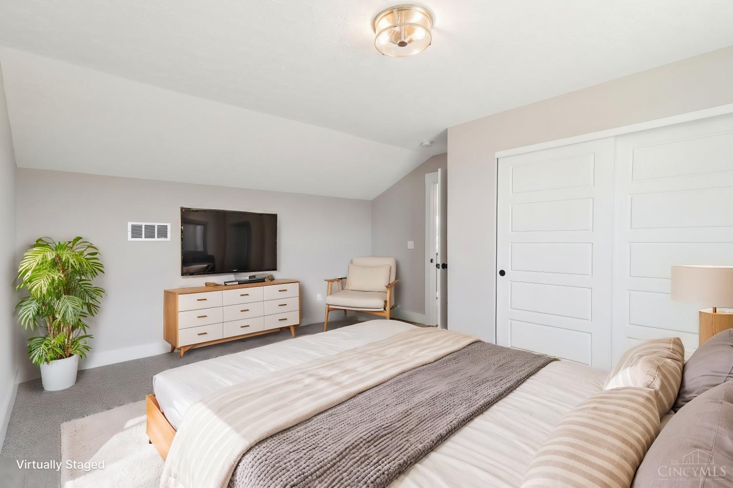 543 Holland Drive, Trenton, Ohio image 14