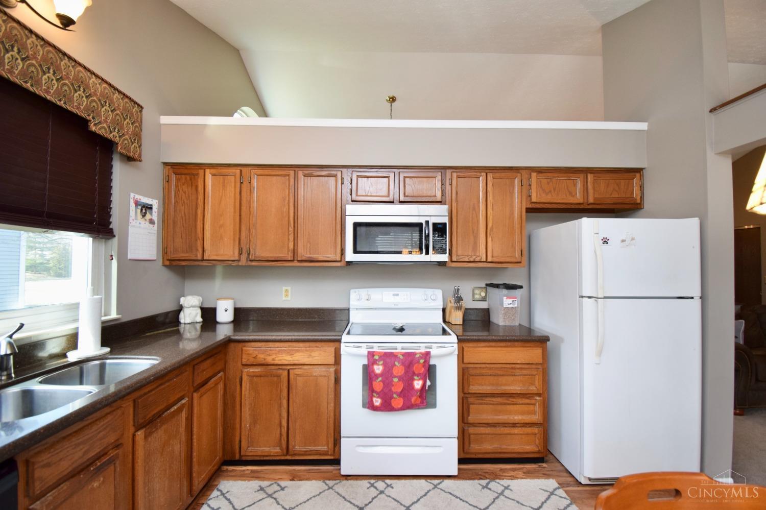 7733 Anderson Oaks Drive, Anderson Twp, Ohio image 12