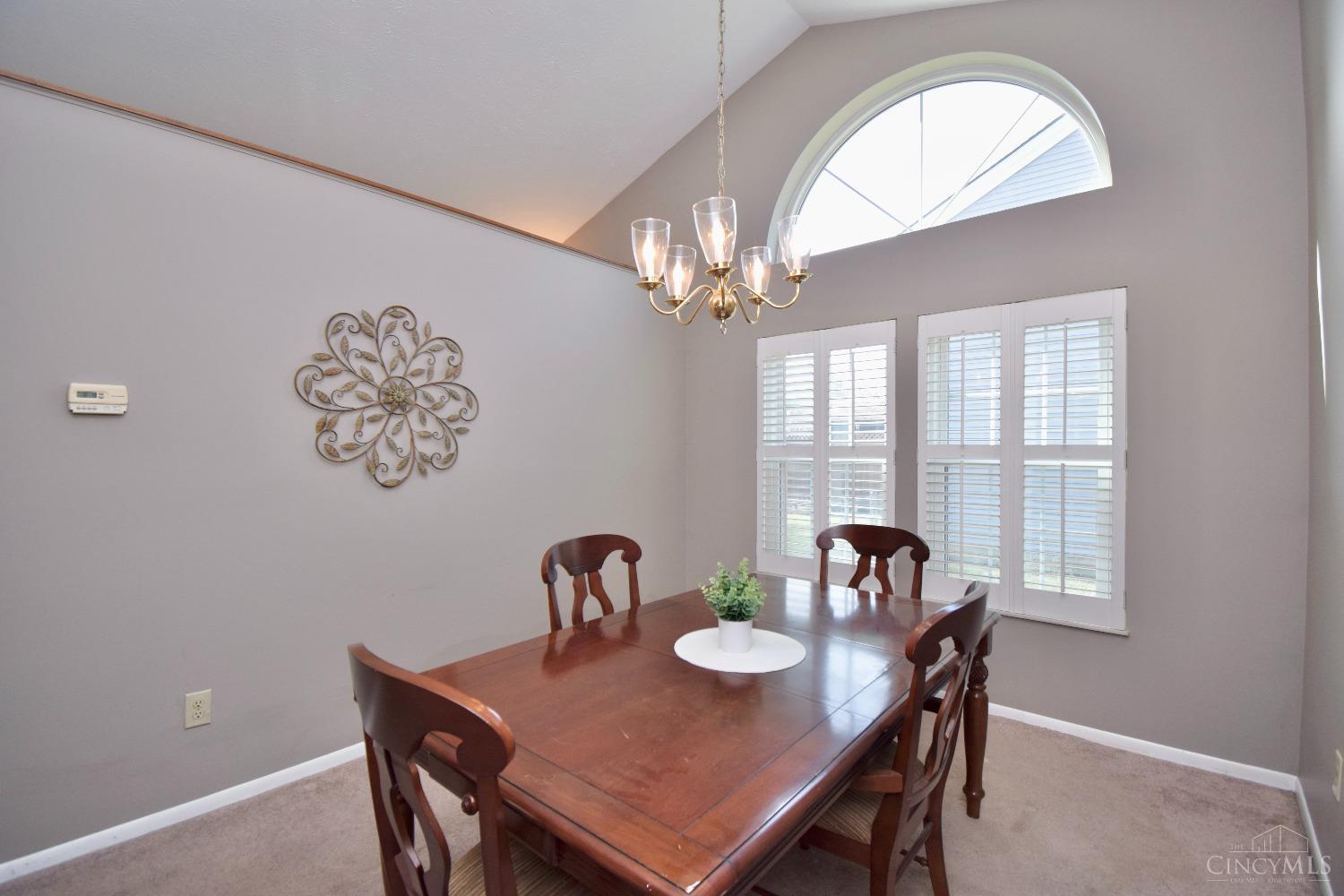 7733 Anderson Oaks Drive, Anderson Twp, Ohio image 17