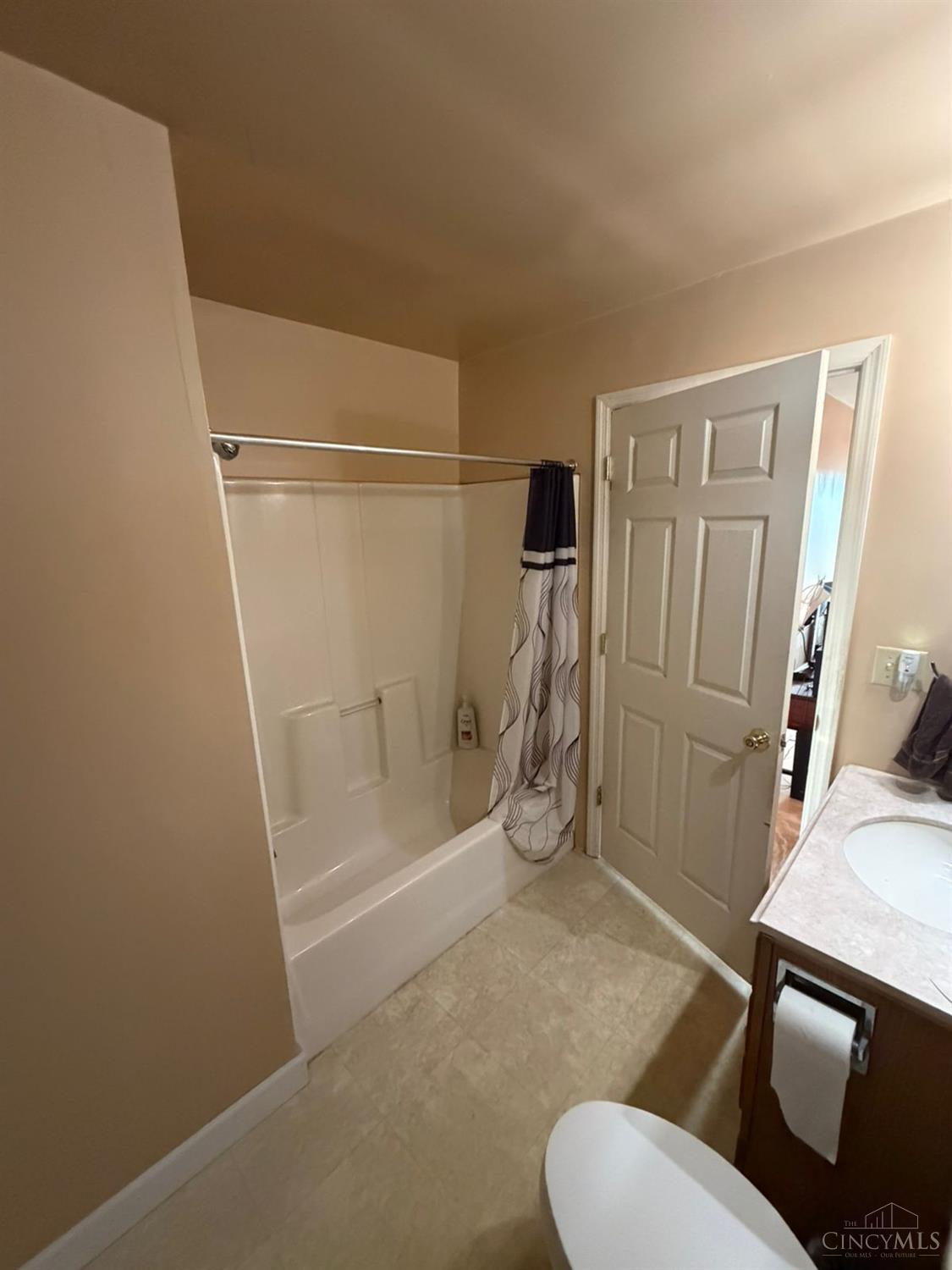 4692 Wayne Boulevard