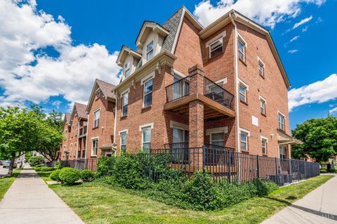Photo of 2822 Eden Avenue #5B, Cincinnati, OH 45219 (MLS # 1878456)