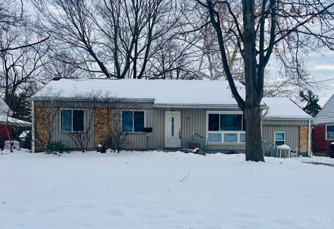 Photo of 10 Drummond Street, Greenhills, OH 45218 (MLS # 1868259)