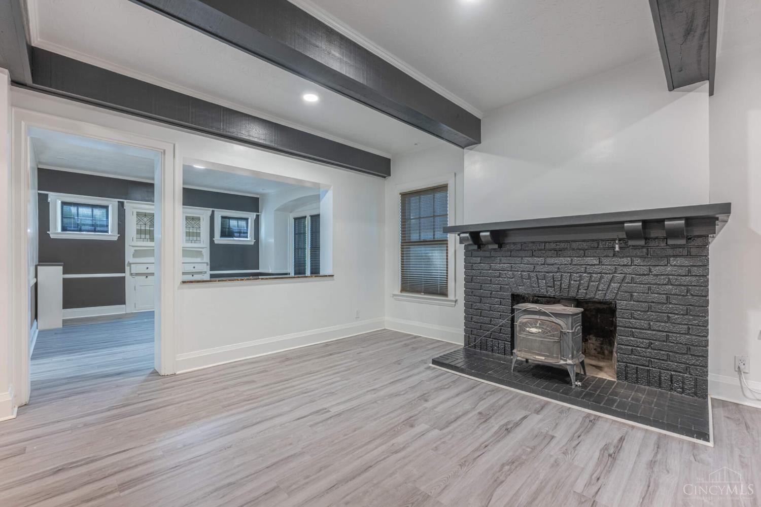 2214 Linden Avenue