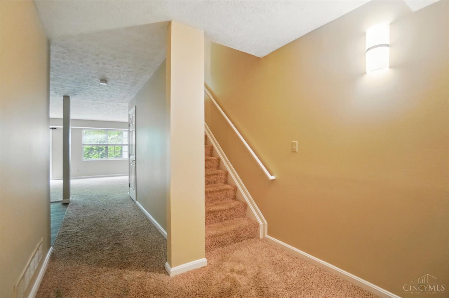 10555 Montgomery Road #97, Montgomery, Ohio image 32