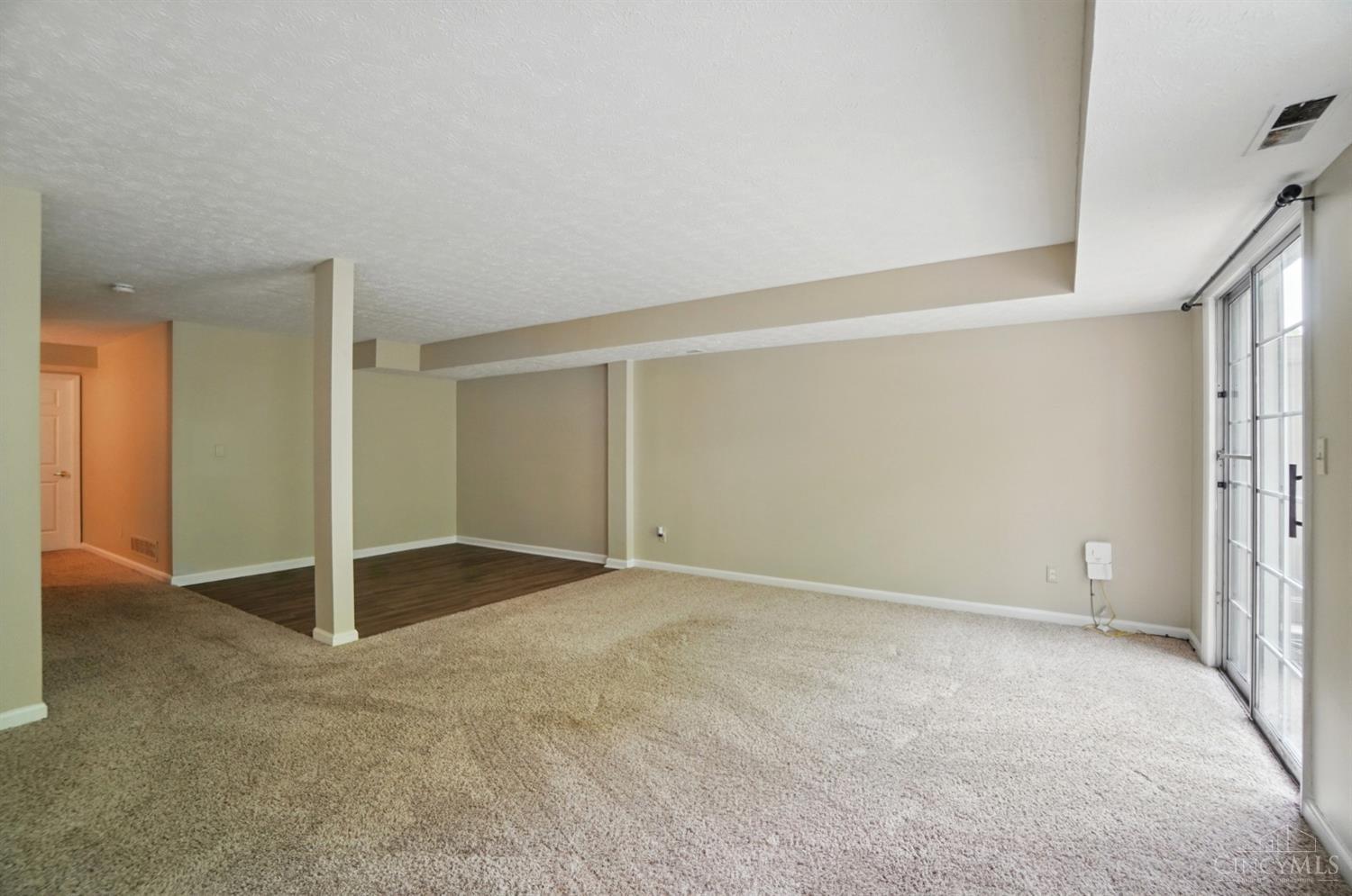 10555 Montgomery Road #97, Montgomery, Ohio image 35