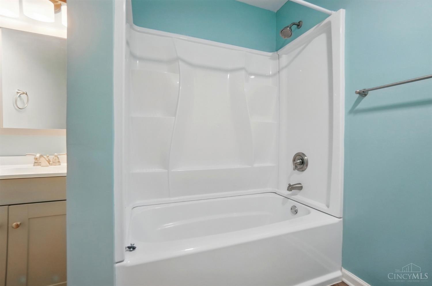 10555 Montgomery Road #97, Montgomery, Ohio image 18