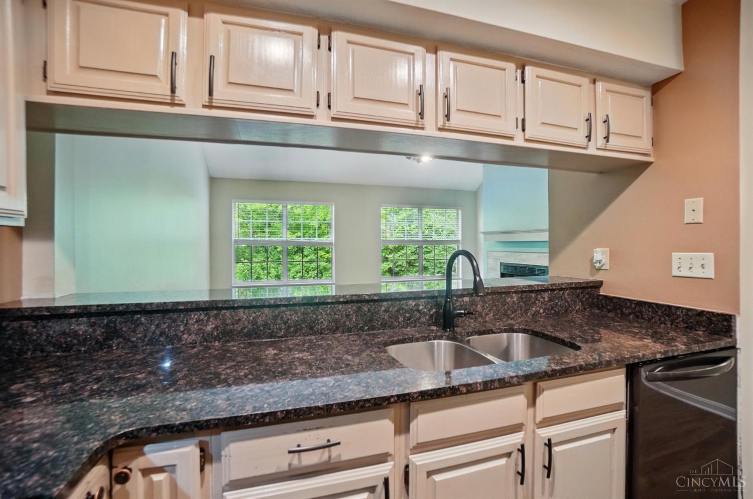 10555 Montgomery Road #97, Montgomery, Ohio image 13