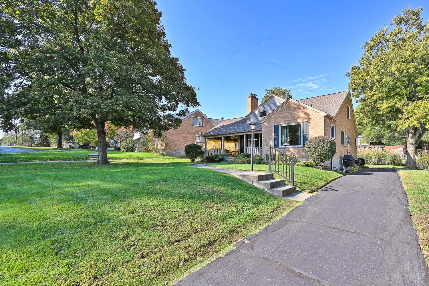 6541 Greenfield Drive