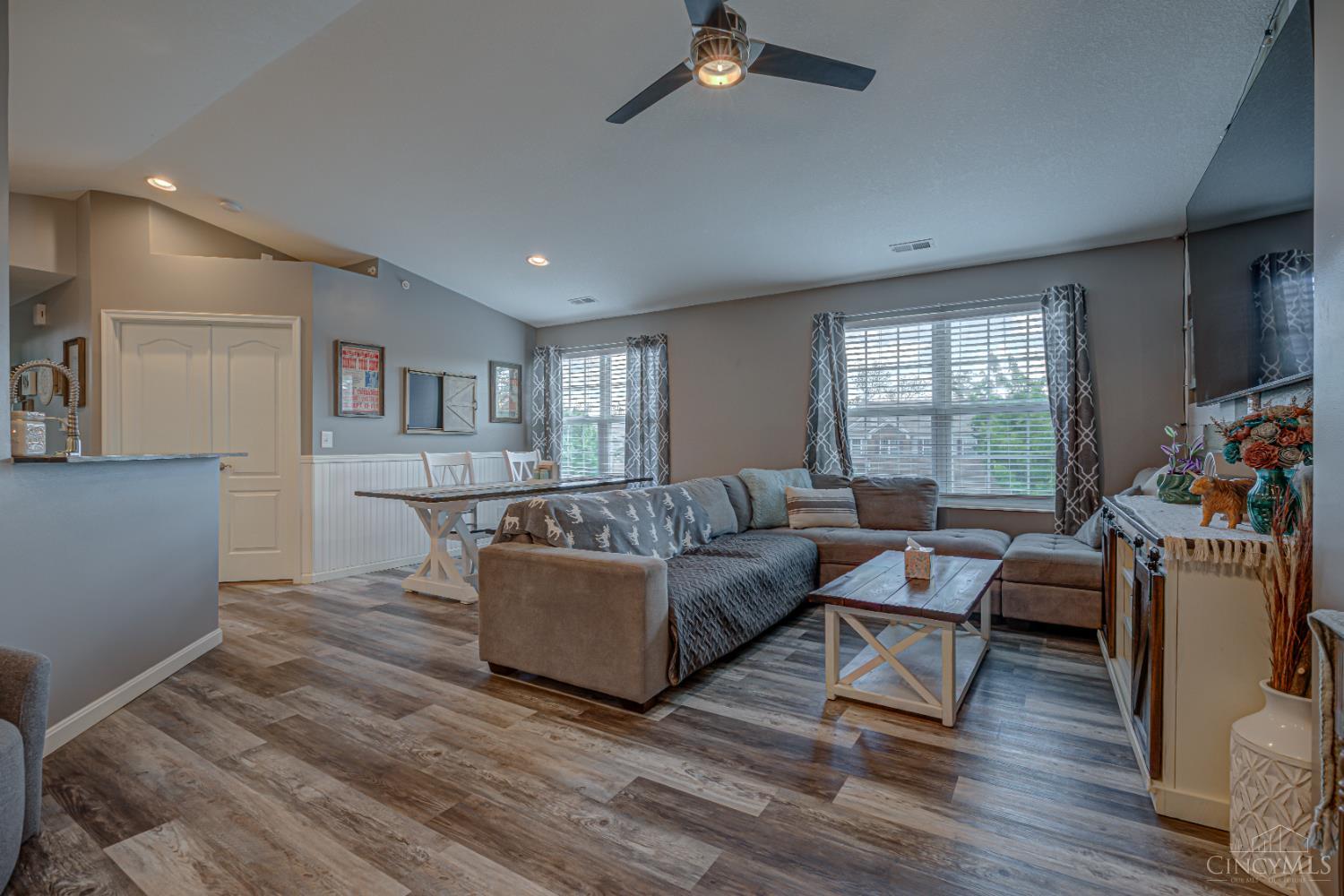 7629 Skyview Circle