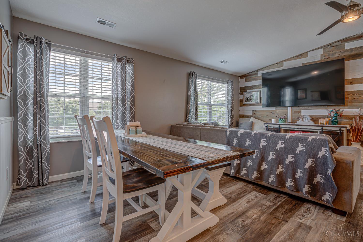 7629 Skyview Circle
