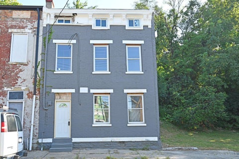Multifamily For Sale - 38 E Clifton Avenue<br/> Cincinnati, OH 45202