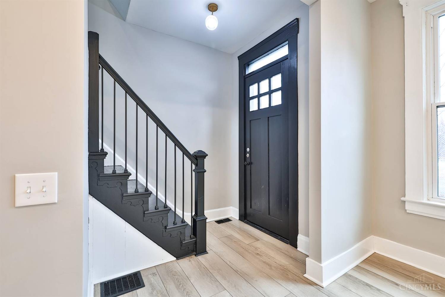 914 Livingston Street