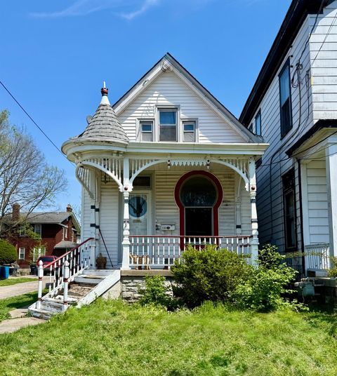 Photo of 116 W Seventieth Street, Cincinnati, OH 45216 (MLS # 1874772)