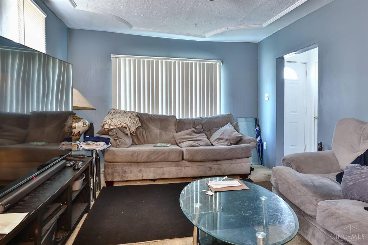 1401 Chamberlain Avenue