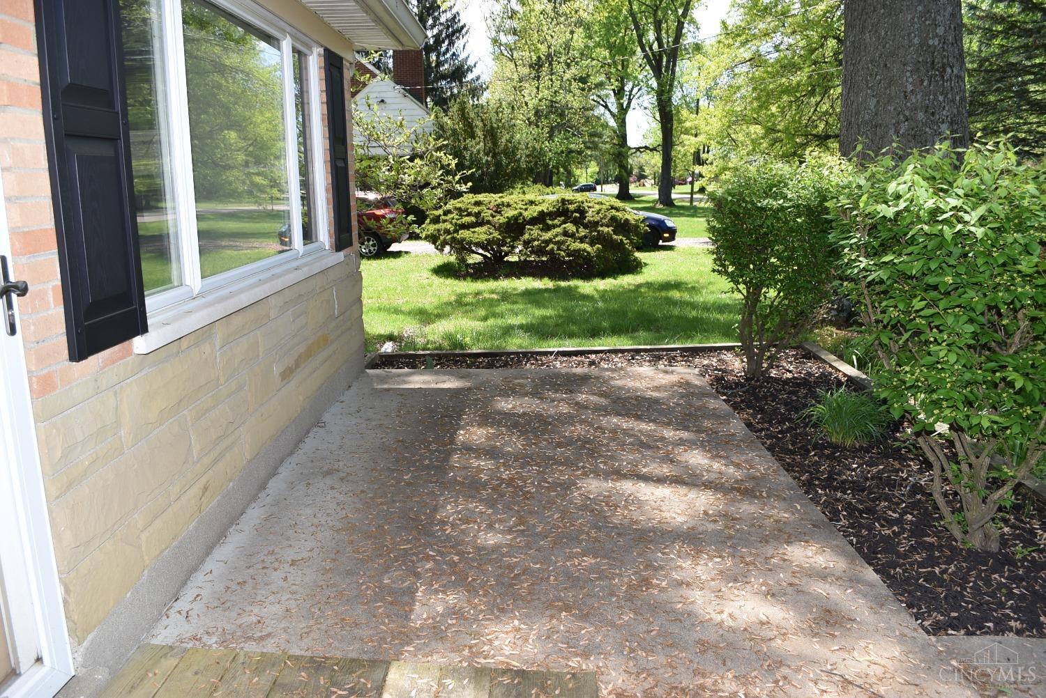 1846 Wanninger Lane, Anderson Twp, Ohio image 3