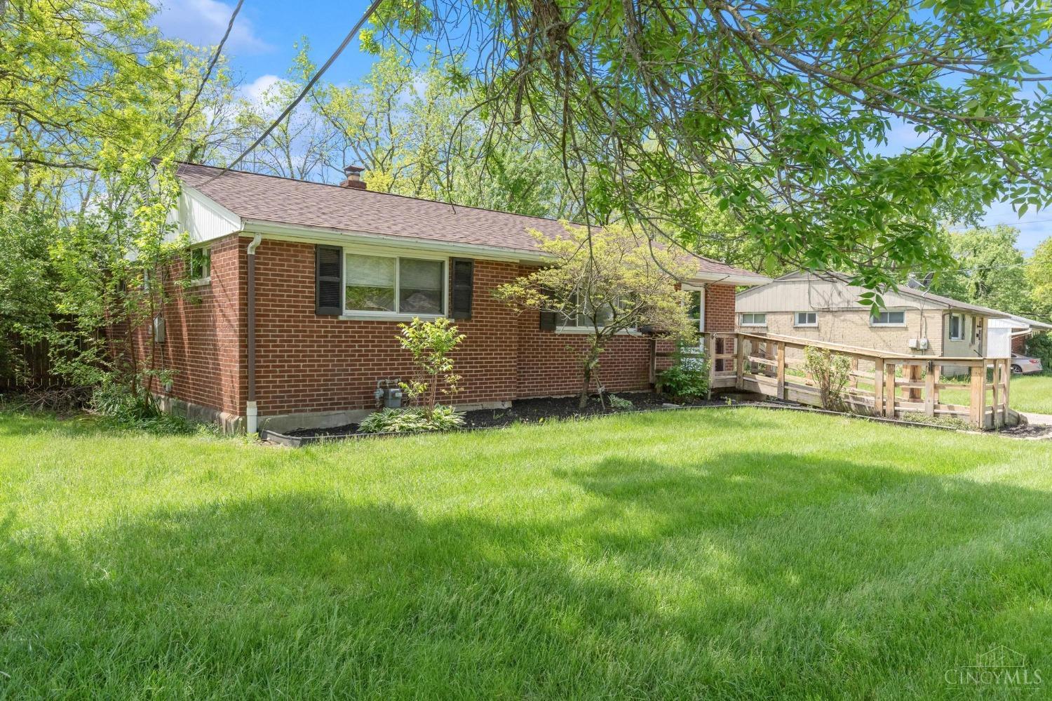 2609 Royal Glen Drive, Colerain Twp, Ohio image 4