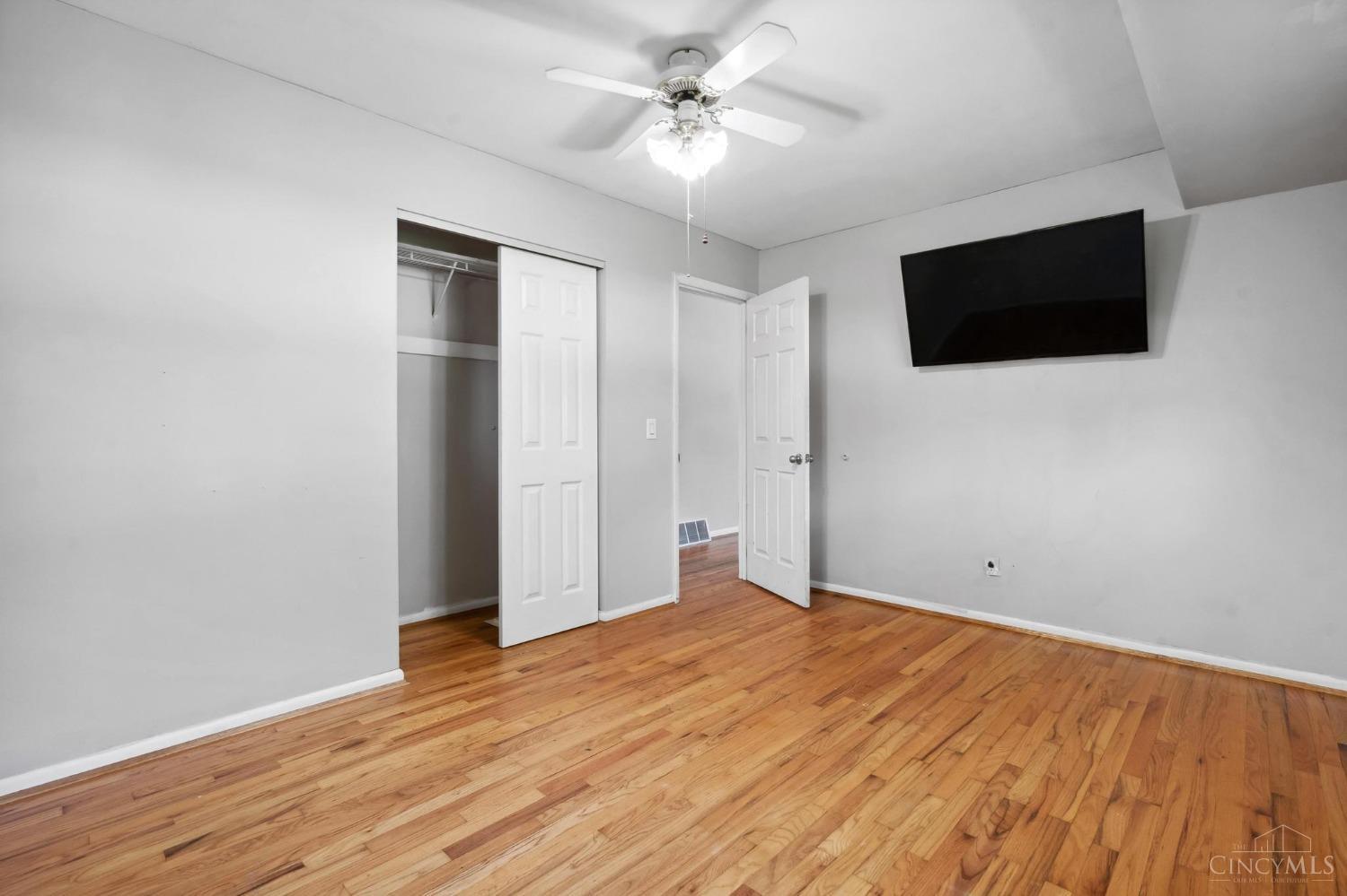 2609 Royal Glen Drive, Colerain Twp, Ohio image 15