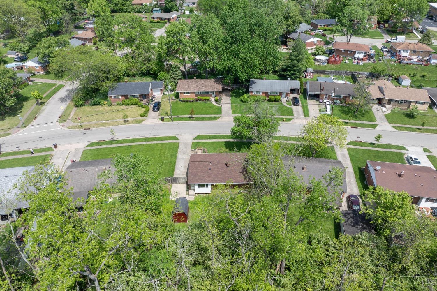 2609 Royal Glen Drive, Colerain Twp, Ohio image 32