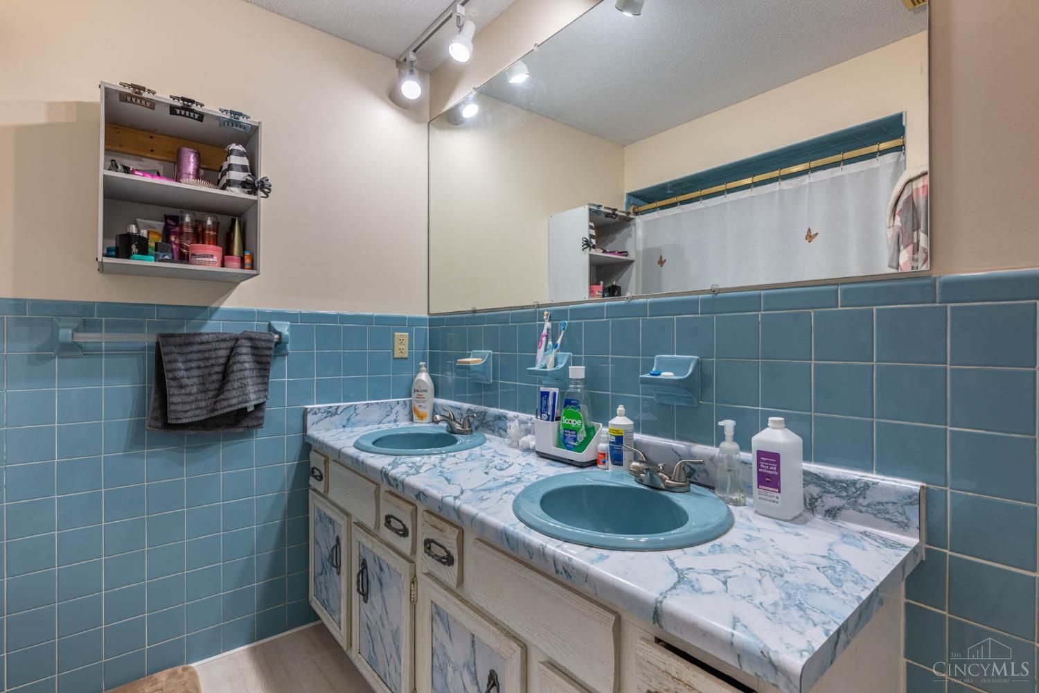 Madison Twp, Ohio 45042, United States, 4 Bedrooms Bedrooms, ,3 BathroomsBathrooms,Residential,Active,253538