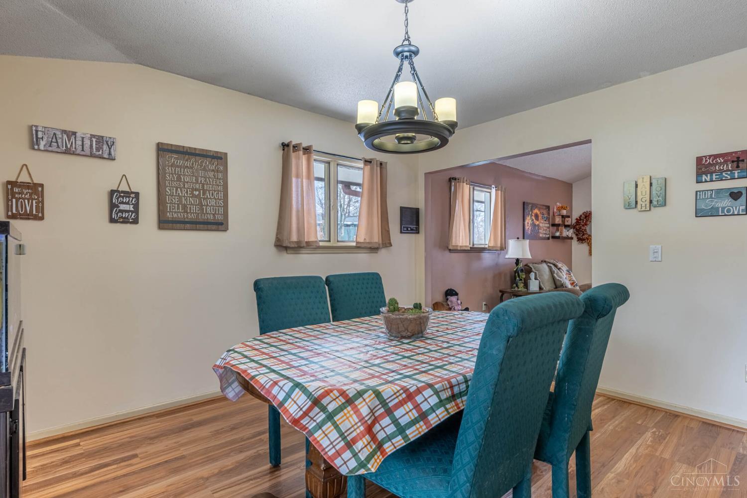 Madison Twp, Ohio 45042, United States, 4 Bedrooms Bedrooms, ,3 BathroomsBathrooms,Residential,Active,253538