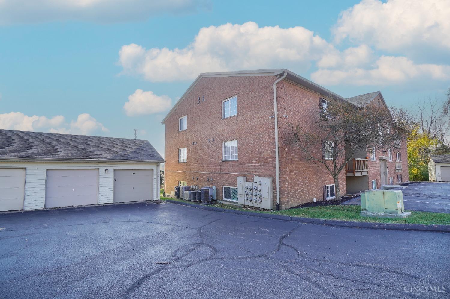 1625 Gelhot Drive #51, Fairfield, Ohio image 32